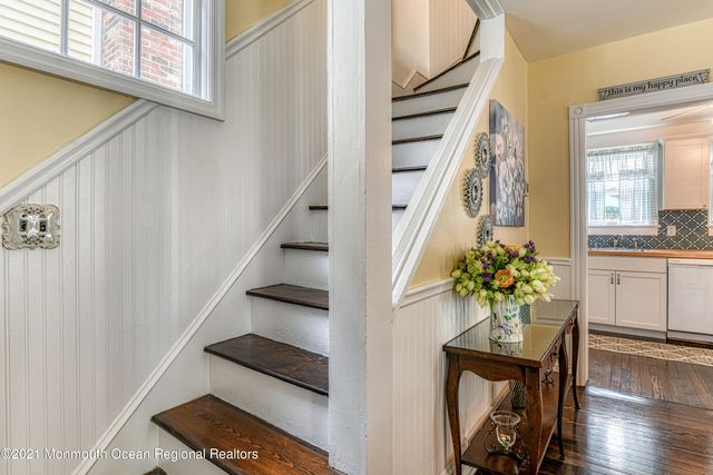 87 Embury Avenue, Ocean Grove, NJ 07756