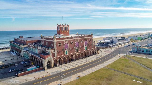 87 Embury Avenue, Ocean Grove, NJ 07756