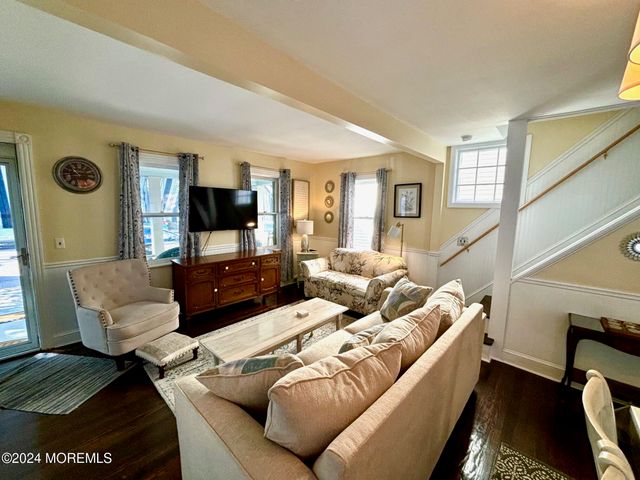87 Embury Avenue, Ocean Grove, NJ 07756