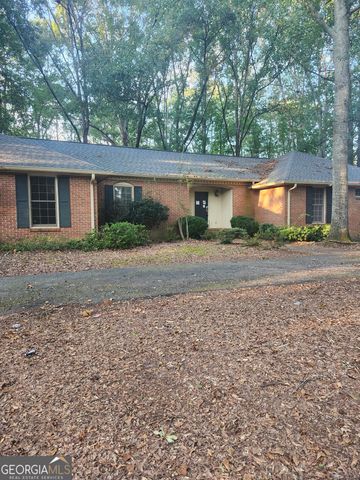 3916 Champagne Drive, Jonesboro, GA 30236