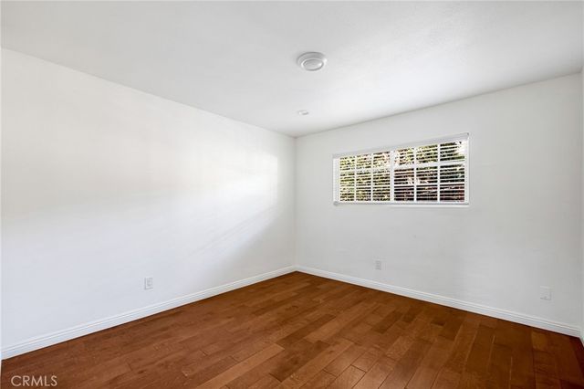 7044 White Oak, Van Nuys, CA 91406