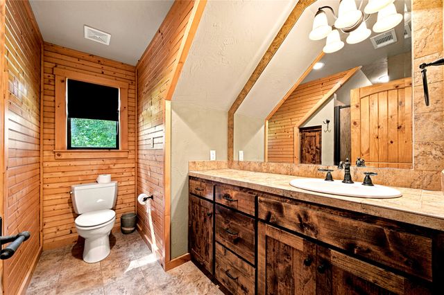 8726 Toler Pointe, Larue, TX 75770