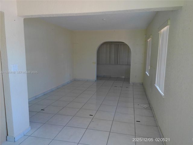 421 NW 32nd Ct, Miami, FL 33125