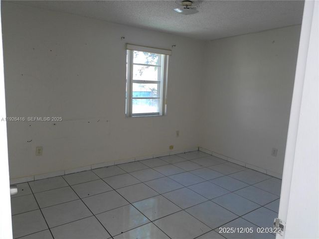 421 NW 32nd Ct, Miami, FL 33125