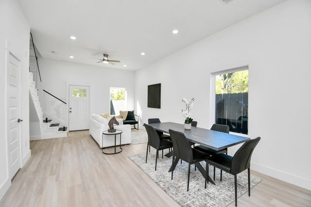 3330 Francis Street AB, Houston, TX 77004