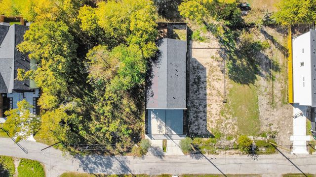 3330 Francis Street AB, Houston, TX 77004