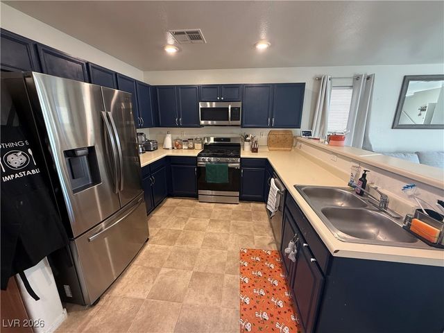 2078 Sandy Lane, Las Vegas, NV 89115