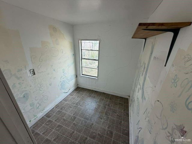 815 Extrumberto Solis Road, Elsa, TX 78543