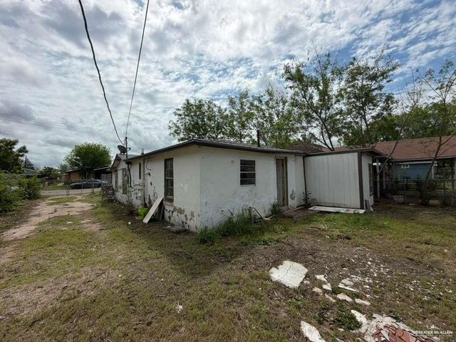 815 Extrumberto Solis Road, Elsa, TX 78543