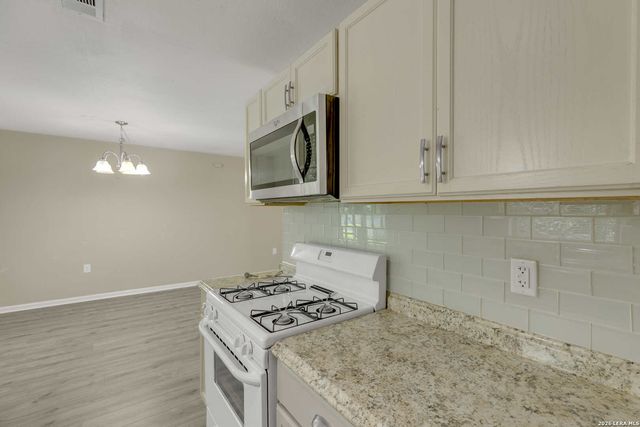 12907 WAYNESBORO ST, San Antonio, TX 78233
