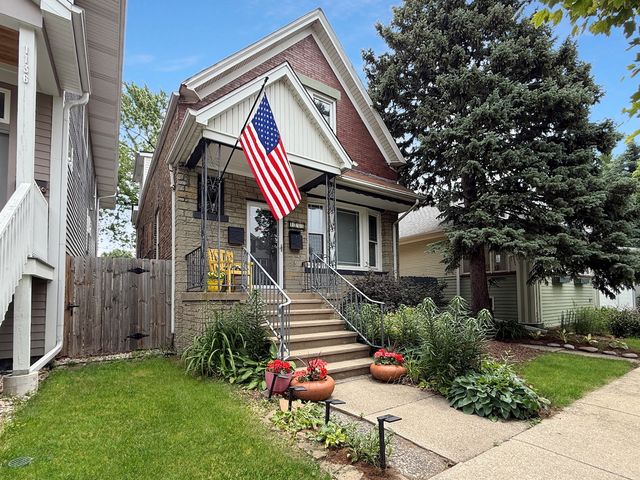 1140 S Harvey Avenue, Oak Park, IL 60304