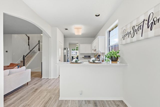 239 High Pointe Lane, Cedar Hill, TX 75104