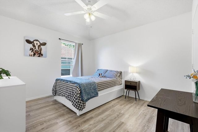 239 High Pointe Lane, Cedar Hill, TX 75104