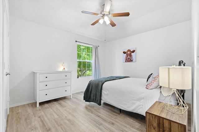 239 High Pointe Lane, Cedar Hill, TX 75104