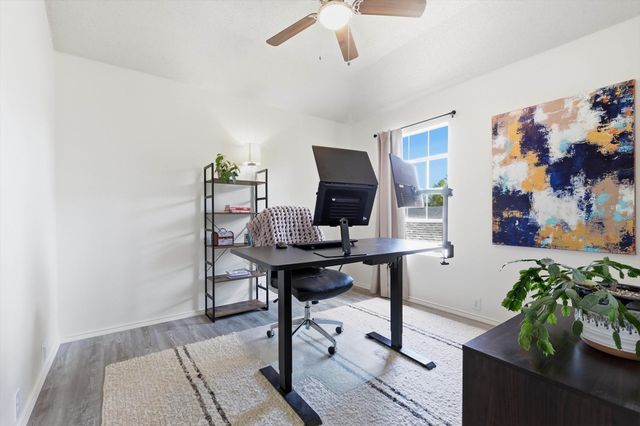 239 High Pointe Lane, Cedar Hill, TX 75104