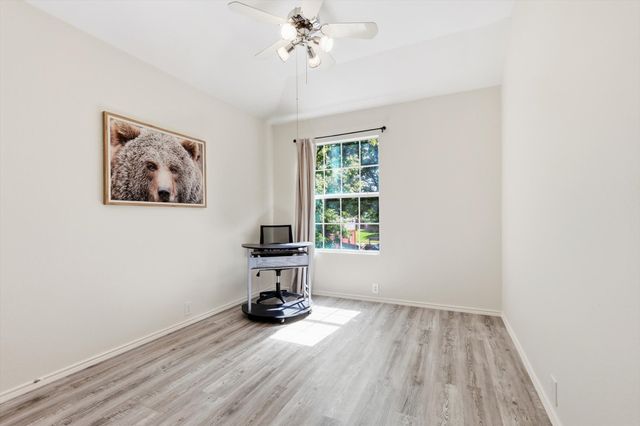 239 High Pointe Lane, Cedar Hill, TX 75104