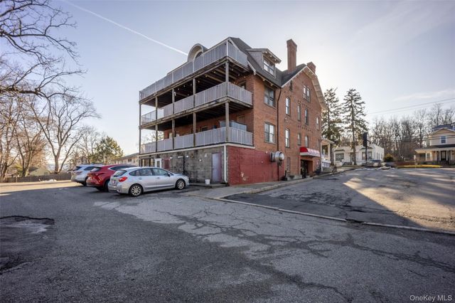 74 North Street 3, Newburgh, NY 12550