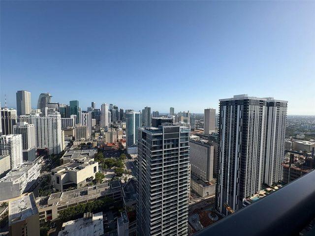 159 NE 6th St 4010, Miami, FL 33132