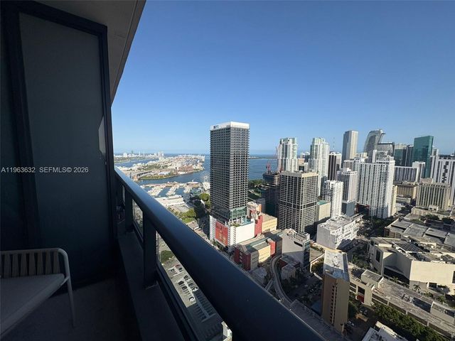 159 NE 6th St 4010, Miami, FL 33132