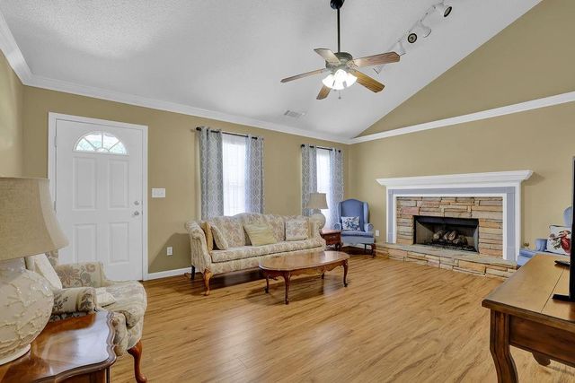2416 Hurt SW Road, Marietta, GA 30008