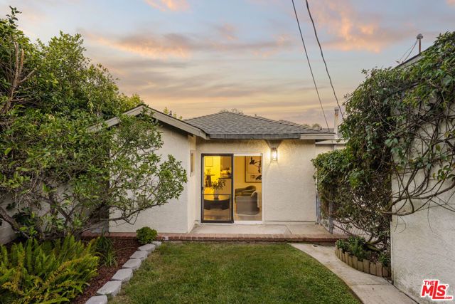 8309 Regis Way, Los Angeles, CA 90045