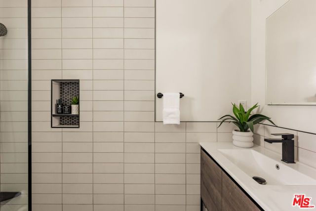 8309 Regis Way, Los Angeles, CA 90045