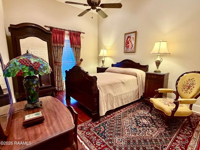 7 Steamboat Bnd Bend, New Iberia, LA 70563