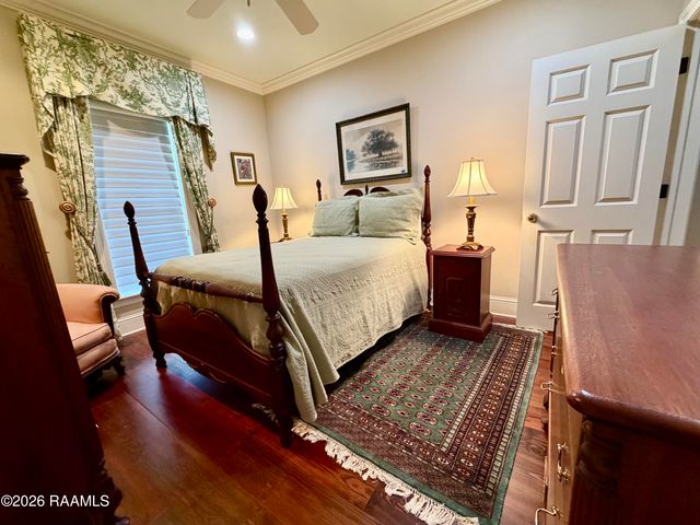 7 Steamboat Bnd Bend, New Iberia, LA 70563
