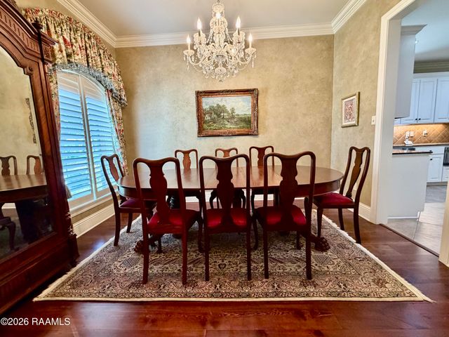 7 Steamboat Bnd Bend, New Iberia, LA 70563