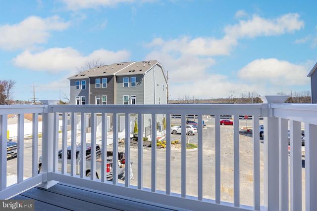 10 SIDNEY LANE, Stratford, NJ 08084