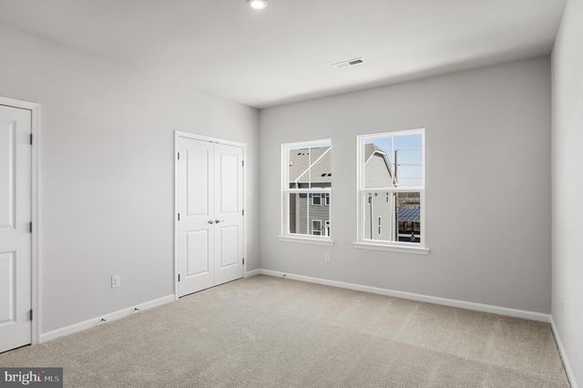 10 SIDNEY LANE, Stratford, NJ 08084