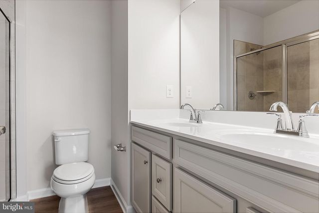 10 SIDNEY LANE, Stratford, NJ 08084