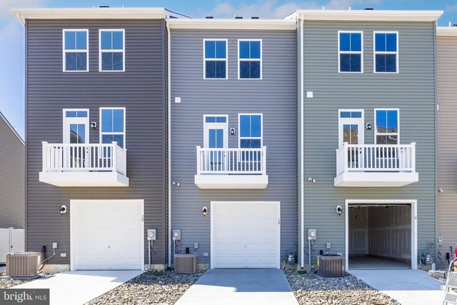 10 SIDNEY LANE, Stratford, NJ 08084