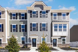 10 SIDNEY LANE, Stratford, NJ 08084