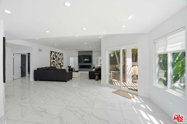 7600 Southby Drive, West Hills, CA 91304