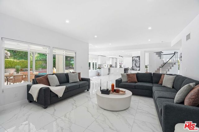 7600 Southby Drive, West Hills, CA 91304