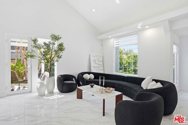 7600 Southby Drive, West Hills, CA 91304