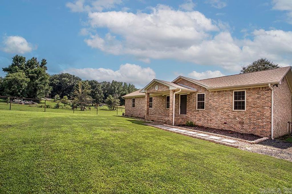 5915 Brister, Jacksonville, AR 72076