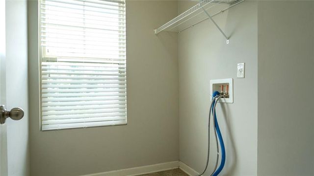 5235 Cantbury Way, Atlanta, GA 30349