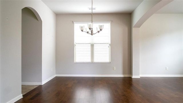 5235 Cantbury Way, Atlanta, GA 30349