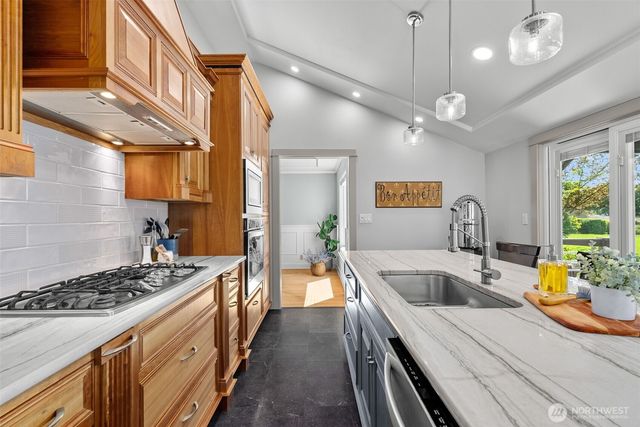 5408 71st Avenue Ct E, Puyallup, WA 98371