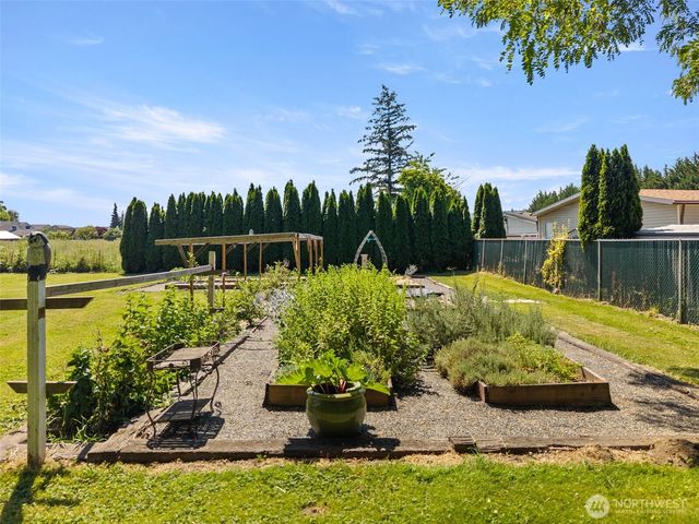 5408 71st Avenue Ct E, Puyallup, WA 98371