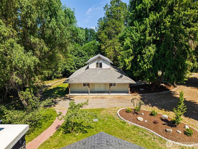 5408 71st Avenue Ct E, Puyallup, WA 98371