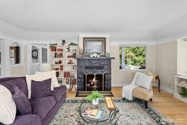 5408 71st Avenue Ct E, Puyallup, WA 98371
