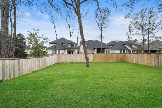 6 Clearview Terrace Place, Tomball, TX 77375