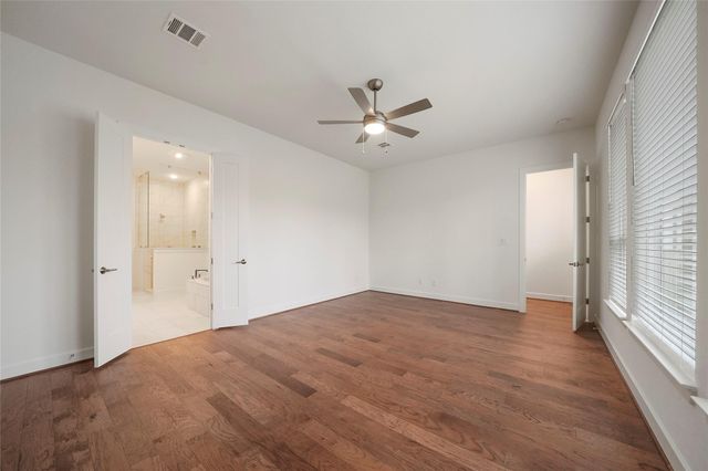 6 Clearview Terrace Place, Tomball, TX 77375