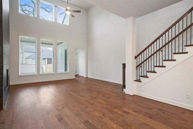 6 Clearview Terrace Place, Tomball, TX 77375