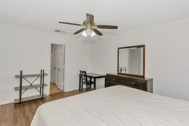 202 Lancelot Drive, Weatherford, TX 76086