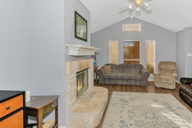202 Lancelot Drive, Weatherford, TX 76086