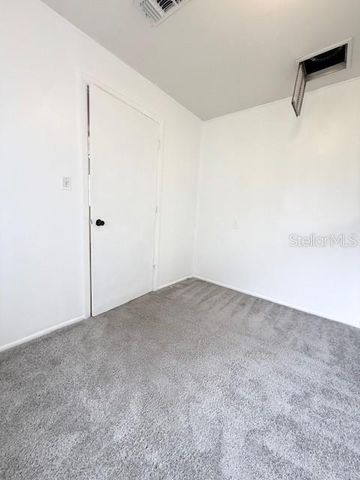 2215 VINE STREET, Orlando, FL 32806